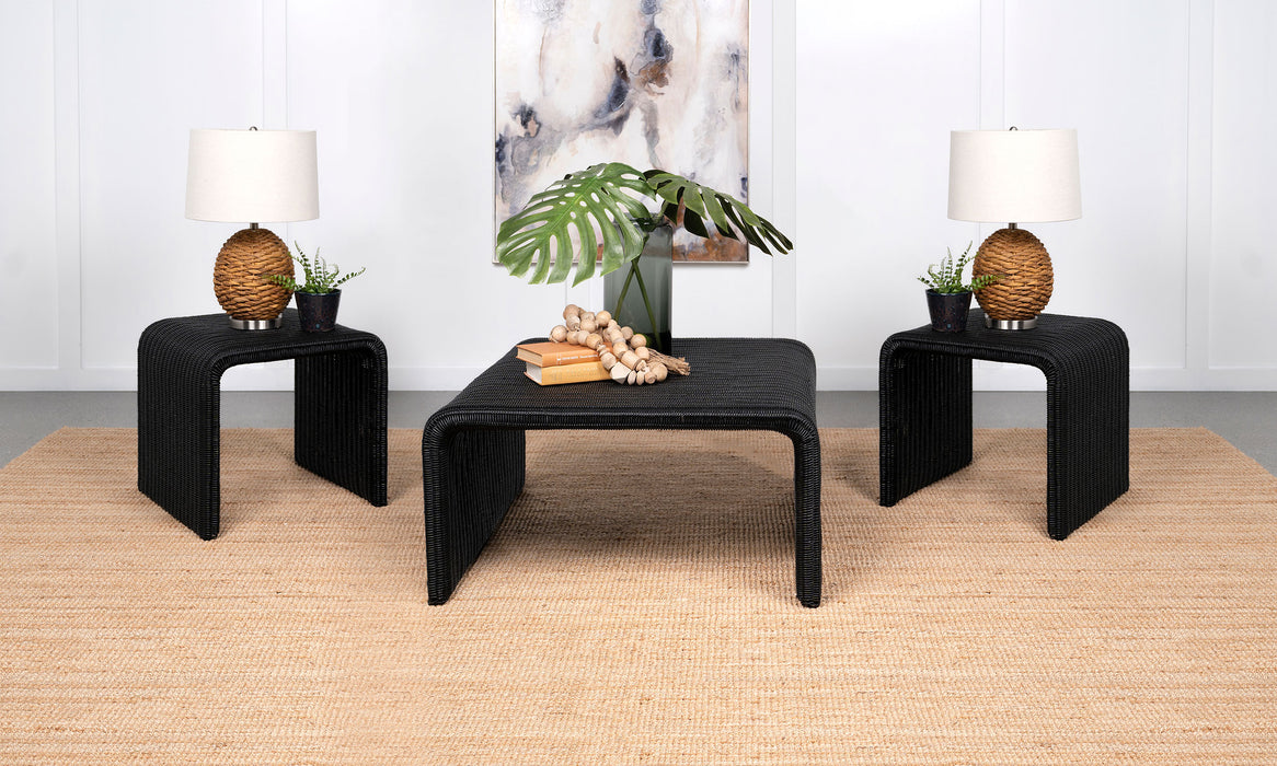 Cahya Sets Black