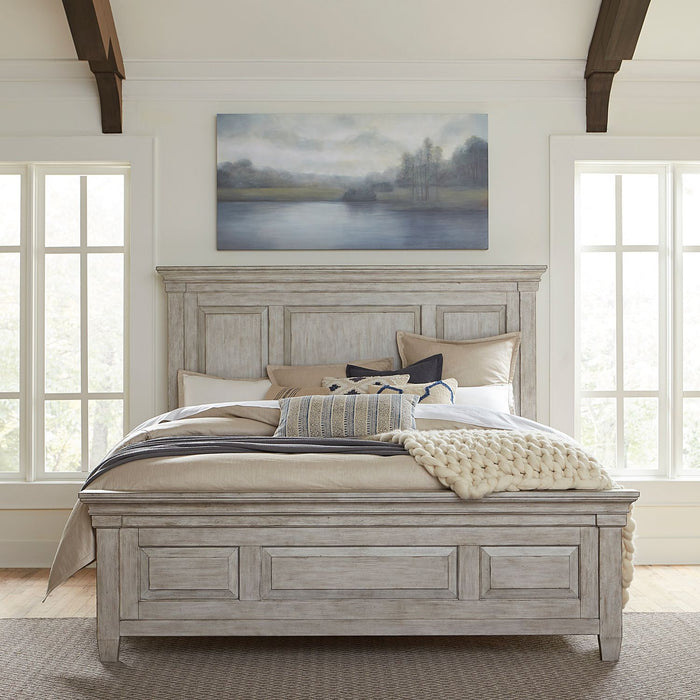 Heartland King Panel Bed, Dresser & Mirror