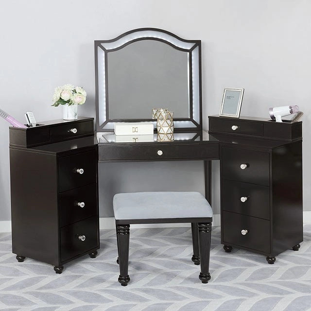Tracie Collection