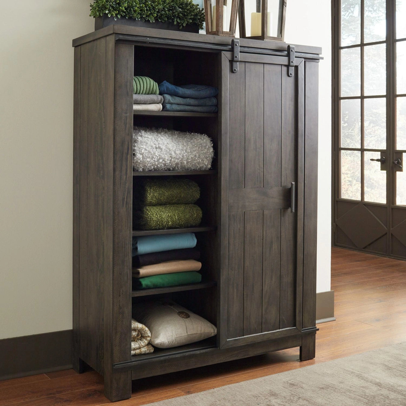 Thornwood Hills Collection